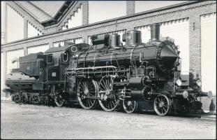 Régi mozdonyok, 3 db modern előhívás, 10×17 és 11×17 cm közötti méretekben