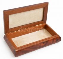 Ezüst (Ag.) lemezes olasz fa dobozka, jelzett, hasított bőr belsővel,  13×7 cm