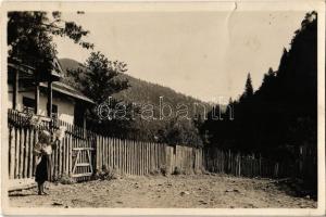 1944 Borsabánya, Baile Borsa; Máramarosi Kárpátok / Muntii Maramuresului / mountain range (apró szakadás / tiny tear)