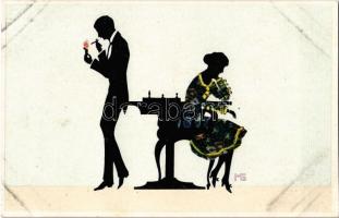 4 db régi árnyképes (sziluettes) művészlap M. G. aláírásával, az egyiken macska / 4 pre-1945 silhoue...