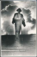 1974 Korond, Lajos bácsi, a fazekas, 3 db fotó, hátuljukon feliratozva/dedikálva, 9×14 cm