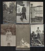 cca 1909-1918 Vegyes katonai fotó tétel: életképek, portrék, stb., összesen 14 db, egy részük hátulján feliratozva, különböző méretben