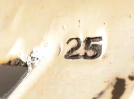 Ezüst(Ag) sárkány medál, jelzett, 4×3,5 cm, nettó: 12,3 g