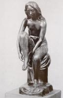 Vegyes művészeti katalógus tétel,16 db, közte Lesznai Anna, Paul Klee, Derkovits...stb. Különféle ki...