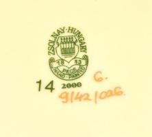 Zsolnay pillangómintás dobozka, kézzel festett, jelzett, hibátlan, 9×9 cm