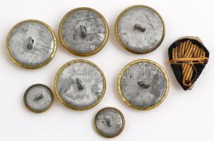 7 db hajós gomb + 2 db felvarró