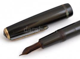 Parker töltőtoll 14K heggyel, saját dobozában