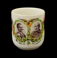 1914-1916 Ferenc Józsefet és Vilmos császárt ábrázoló  áttört porcelán bögre, jelzés nélkül, matricás, kopott, m:9,5 cm