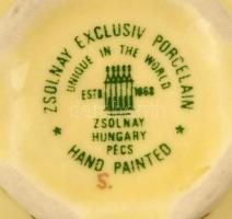 Zsolnay virág mintás mokkás csésze és alj (6db), kézzel festett, apró kopásnyomokkal, jelzett