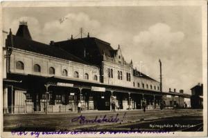 1927 Nyíregyháza, Pályaudvar, vasútállomás, Dreher sör. Kiadja Fábián Pál (EK)