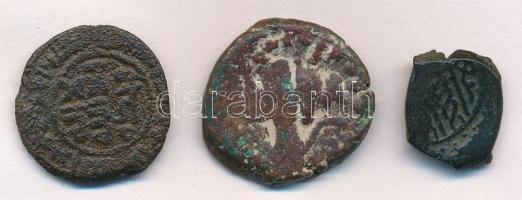3db klf arab/indiai? rézpénz T:3
3pcs of diff Arab/Indian? copper coins C:F