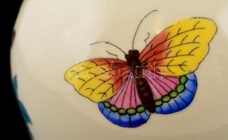 Herendi Viktória mintás váza, kézzel festett, jelzet (koronás), apró kopásnyomokkal, m: 19,5  cm