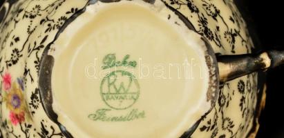 RW Bavaria hiányos teás készlet: 1 db kiöntő, 5 db csésze, 4 db csészealj, kézzel festett, jelzett, ...