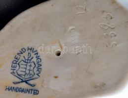 Herendi cica, kézzel festett, jelzett, apró kopásokkal, m: 11,5 cm