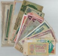 30db-os vegyes külföldi bankjegy tétel, közte Jugoszlávia, Német Birodalom, Szovjetunió T:vegyes 30pcs of various banknotes, including Yugoslavia, German Empire, Soviet Union C:mixed