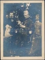 cca 1930-1940 Katonai fotó tétel: életképek, csoportképek, stb., összesen 9 db, különböző méretben