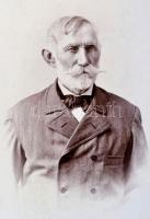 cca 1900-1910 Vegyes fotó tétel, nagyrészt nevesített vagy a hátoldalán feliratozott keményhátú fotó...