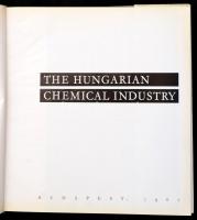 The Hungarian Chemical Industry. Bp., 1967. Kossuth. Egészvászon kötésben, papír védőborítóval