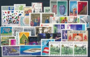 39 different stamps + 7 blocks 39 klf bélyeg és 7 klf blokk az 1990-es évekből, sok jó motívummal 3 ...