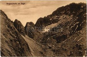 Fogarasi-havasok (Fogarasi Kárpátok), Fogarascher Karpaten, Muntii Fagarasului; Negoj csúcs / Bergerscharte am Negoi / Varful Negoi / mountain peak - képeslapfüzetből / from postcard booklet (EM)