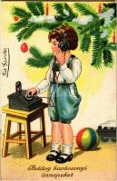 1935 Boldog karácsonyi ünnepeket, üdvözlőlap / Christmas greeting card, boy with radio, litho (EK)