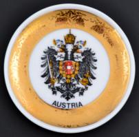 TK tálka Ausztria címerével, matricás-aranyozott, kopott, d: 9,5 cm