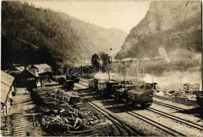 1918 Putna, Calea ferata Gura Putnei-Putna / Bahnhof / narrow-gauge industrial railway at the sawmill, railway station. photo