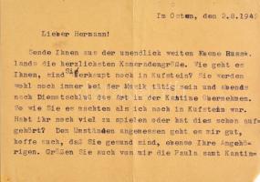 cca 1940-1944 Német katonák tábori levelei (12 db) és 13 Wehrmacht katonákat ábrázoló fénykép
