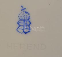 Herendi rózsa mintás lapostányér ( 2db), erősen kopott, egyik alján hajszál repedéssel, jelzett (kor...