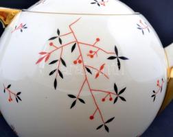 Schlagenwald porcelán étkészlet darabjai. Nagy tálak, kiöntők, szószos. Matricás, jelzett, kis kopás...