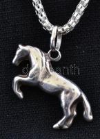 Ezüst(Ag) fantázia nyaklánc, ló függővel, jelzett, h: 42,5 cm, 2,2×1,5 cm, nettó: 5,7 g