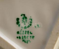 Hollóházi porcelán akt, kézzel festett, jelzett, hibátlan, m: 28,5 cm