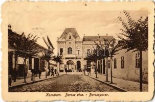 Komárom, Komárnó; Baross utca / street