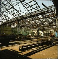 1985 Budapest, MÁV Járműjavító építése és belső tere, 12 db professzionális minőségű, szabadon felha...