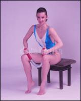 1989 Budapest, Futár Kisszövetkezet, az első fitness eszközök, gépek reklám felvételei, 21 db profes...