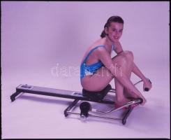 1989 Budapest, Futár Kisszövetkezet, az első fitness eszközök, gépek reklám felvételei, 21 db profes...