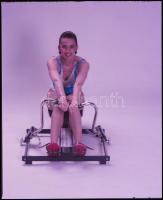 1989 Budapest, Futár Kisszövetkezet, az első fitness eszközök, gépek reklám felvételei, 21 db profes...