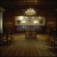 1985 Budapesti házasságkötő termek (II., III., VII., VIII., XI., XIV., XIX. kerületben), 28 db profe...