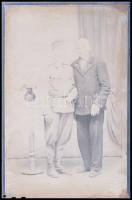 Katonák Mosonyi Antalné (?-?) kiskunfélegyházi fényképész műtermében, különféle időpontokban készült...