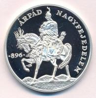 Lebó Ferenc (1960-) 1996. "A Honfoglalás emlékére 896-1896 / Árpád nagyfejedelem" jelzett ...