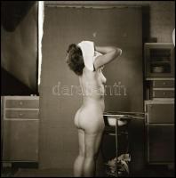 1958 Aktok, szolidan erotikus felvételek, 4 db vintage negatív Medgyesi László (?-?) kecskeméti fotó...