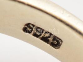 Ezüst(Ag) indamintás gyűrű, lila kövekkel, jelzett, méret: 52, bruttó: 4,5 g