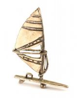 Ezüst(Ag) miniatűr szörf, jelzett, m: 4,5 cm, nettó: 6,1 g