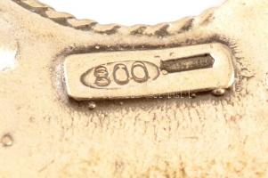 Ezüst(Ag) miniatűr előke, jelzett, 5×3 cm, nettó: 6,9 g