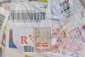 0,30 dkg magyar és külföldi ragjegyek, egyéb címkék ömlesztve zacskóban