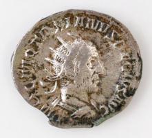 Római Birodalom / Róma / Traianus Decius 249-251. Antoninianus Ag (2,84g) T:2,2- Roman Empire / Rome / Trajan Decius 249-251. Antoninianus Ag IMP C M Q TRAIANVS DECIVS AVG / DACIA (2,84g) C:XF,VF RIC IV 12b.