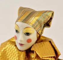 Csíkos ruhás, hosszú sipkás női velencei figura, porcelán végtagokkal, h: 32 cm