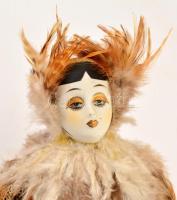 Tollas ruhás, hosszú sipkás női velencei figura, porcelán végtagokkal, h: 31 cm