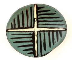Gorka Lívia (1925-2011): Kék tál, mázas kerámia, jelzett, apró kopásokkal, 19×16,5 cm