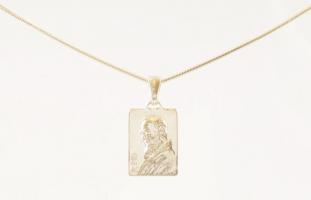 Ezüst(Ag) kígyó nyaklánc, P. Pio medállal, jelzett, állítható h: 45-50 cm, 2,7×1,4 cm, nettó: 8,5 g